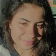 Me defino como una persona amable y cariñosa y me gustaría dar clases a niños los cuales tengan problemas para entender la asignatura